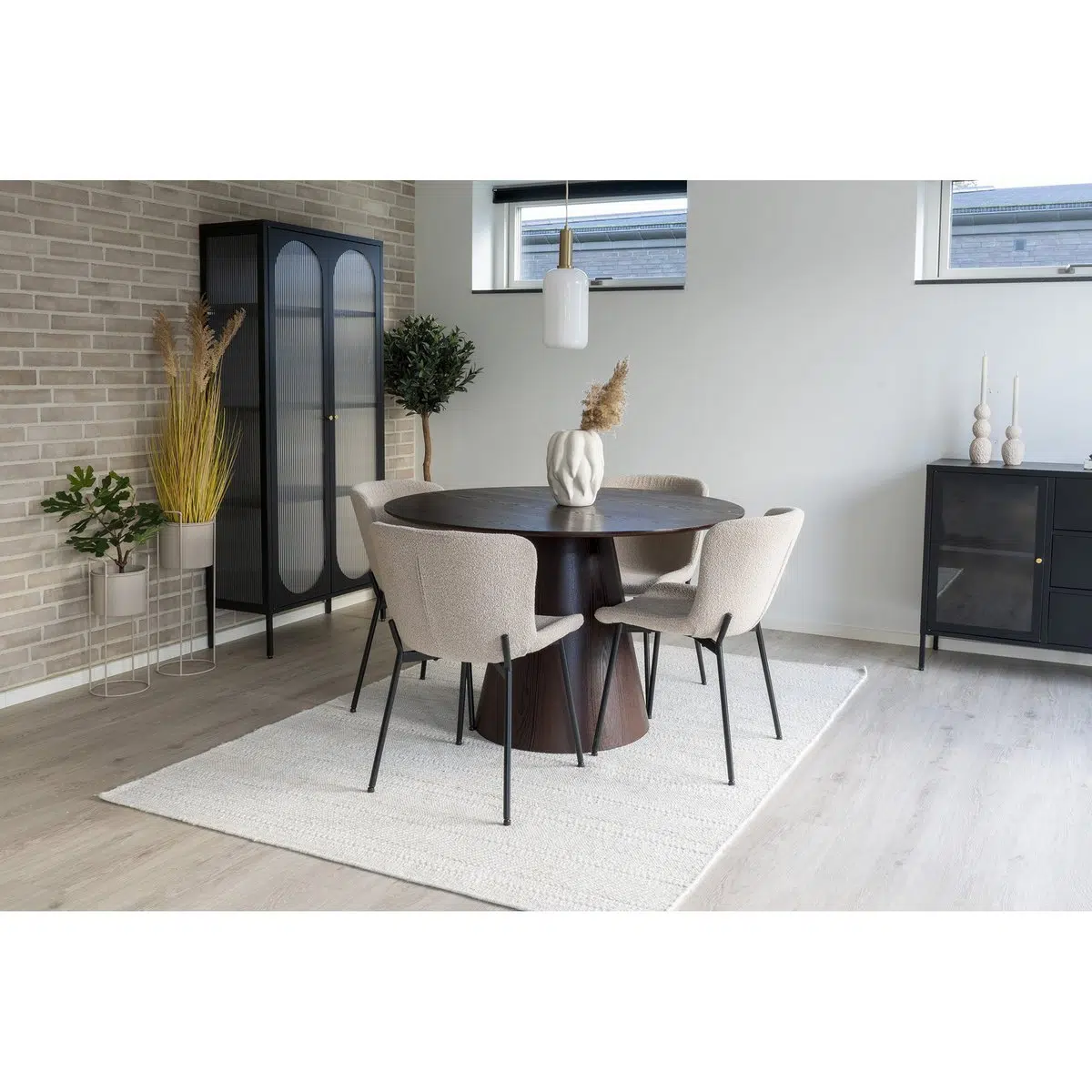 Maceda Eetkamerstoel - beige bouclé - Set van 2 2 Maceda Eetkamerstoel - beige bouclé - Set van 2