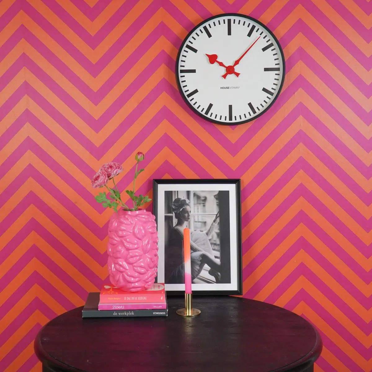 Housevitamin - wandklok - Wit/zwart 6 Housevitamin - wandklok - Wit/zwart