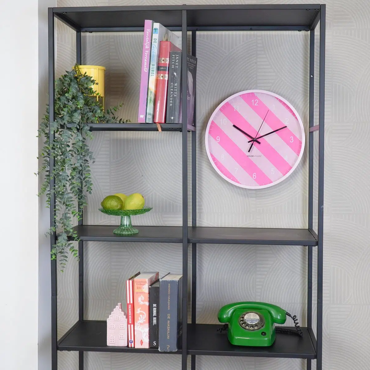 Wandklok - gestreept patroon - roze -34x4x34cm 2 Wandklok - gestreept patroon - roze -34x4x34cm