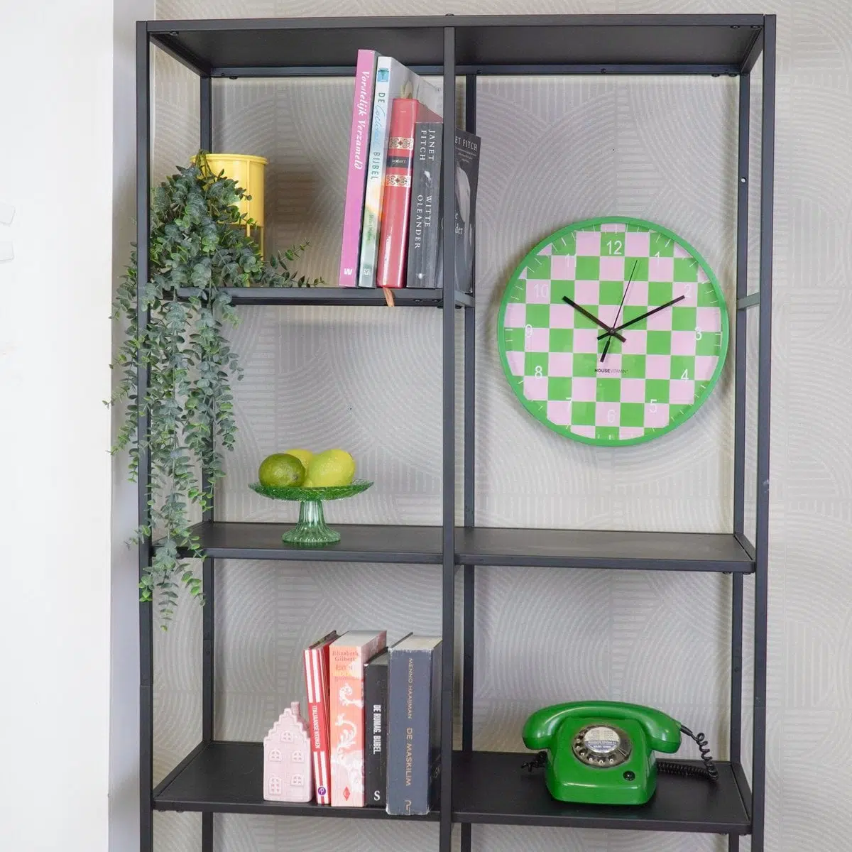 Wandklok - blokpatroon groen/roze - 34x4x34cm 5 Wandklok - blokpatroon groen/roze - 34x4x34cm