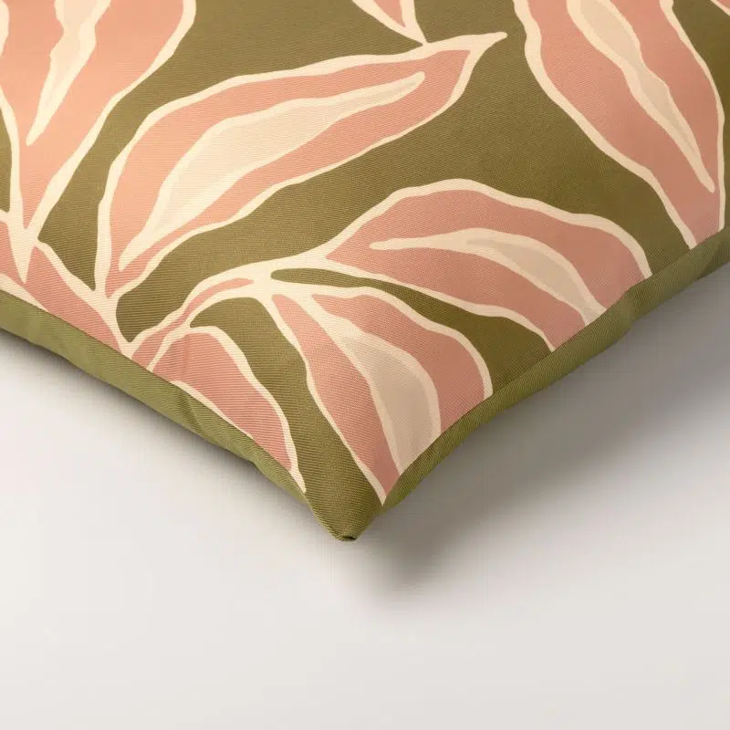Textino - ELARA buitenkussen - Bladmotief roze/groen/beige - 45x45 cm 3 Textino - ELARA buitenkussen - Bladmotief roze/groen/beige - 45x45 cm