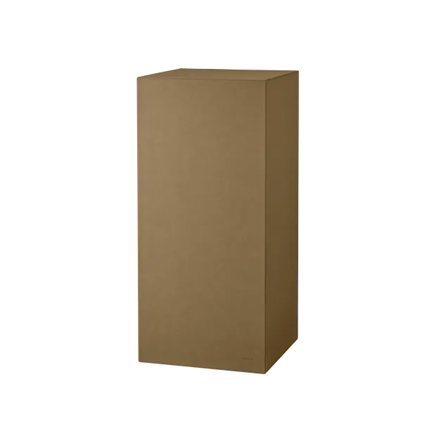 Blomus - Sokkel Sahlia - Indian Tan kunstleder - 76cm Hoog 1 Blomus - Sokkel Sahlia - Indian Tan kunstleder - 76cm Hoog
