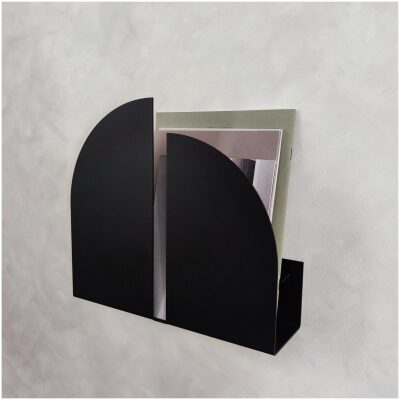 Zwart metalen wandplank/tijdschriftenhouder Bauhaus