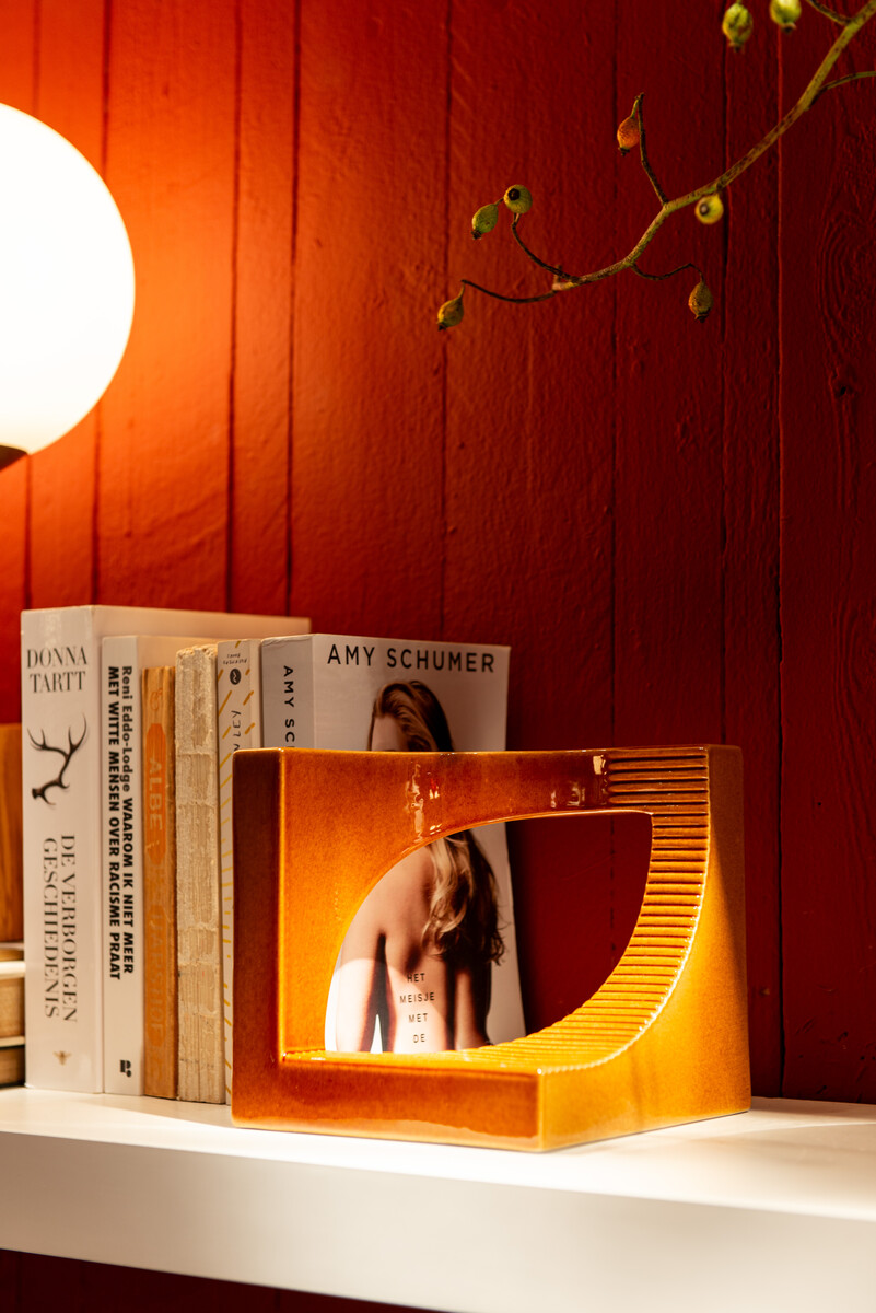 Karamelkleurig keramische boekensteun Gio 5 Karamelkleurig keramische boekensteun Gio