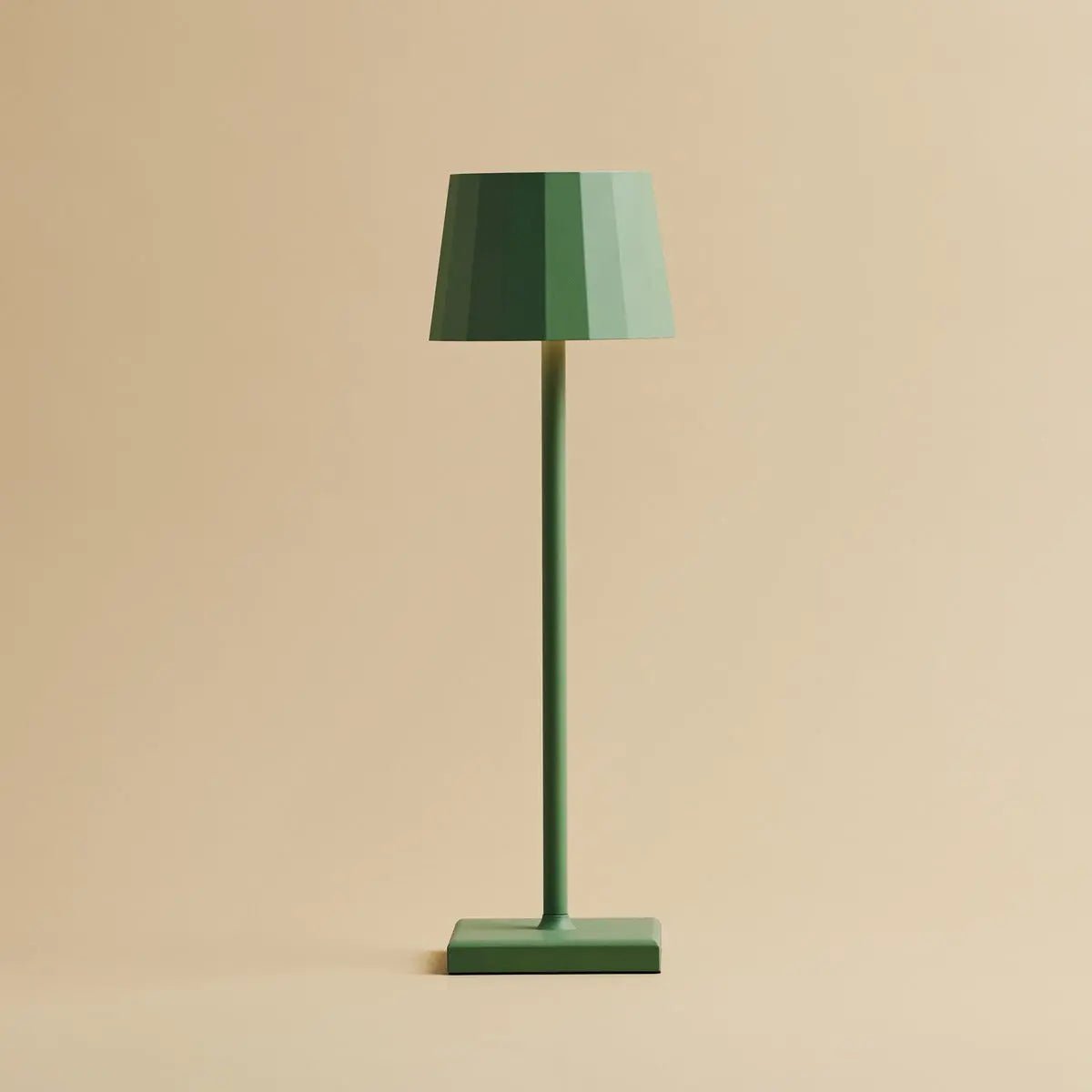 Wouter groen oplaadbare tafellamp - tot 120 uur 18 Wouter groen oplaadbare tafellamp - tot 120 uur