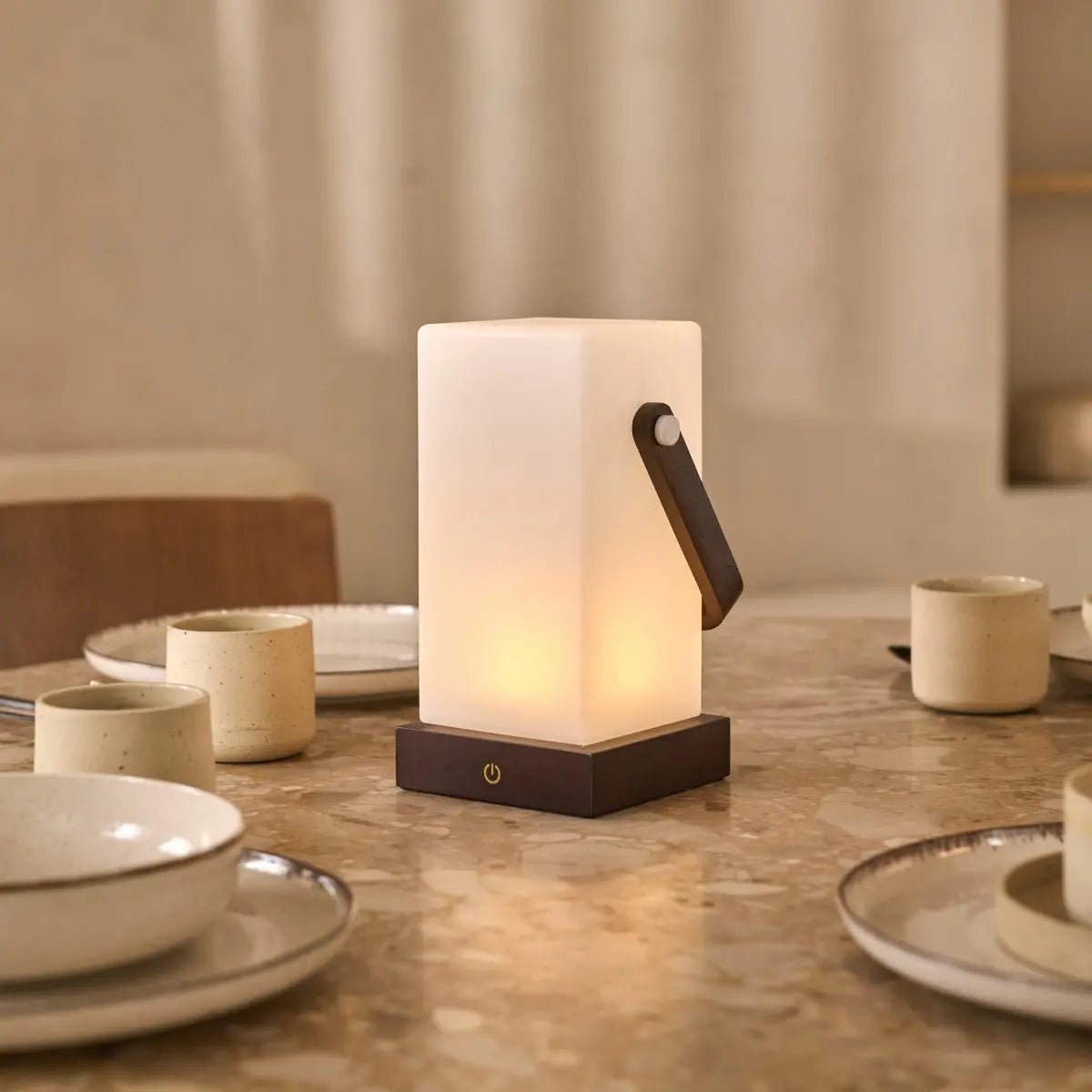 Harper Donkerbruine Houten Lamp – tot 80 uur - Tavellio 3 Harper Donkerbruine Houten Lamp – tot 80 uur - Tavellio