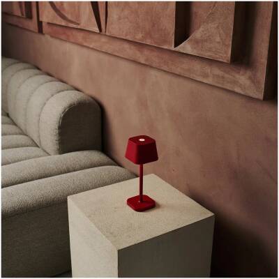 Ava rood - oplaadbare tafellamp - dimbaar - tot 120 uur