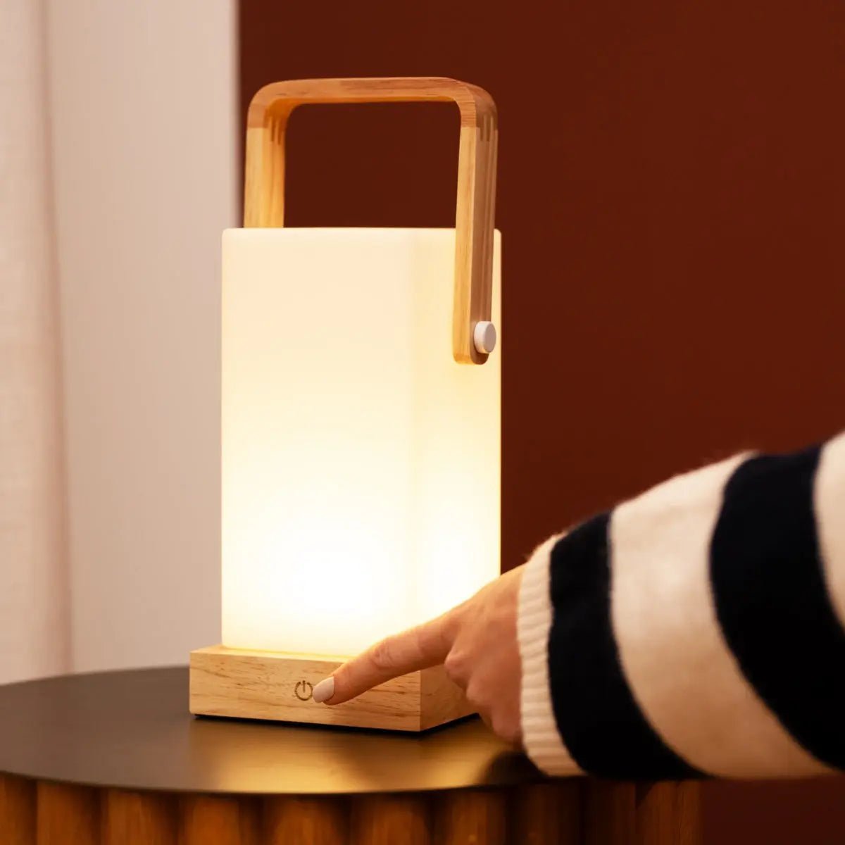Tavellio - Harper lichtbruine houten lamp 4 Tavellio - Harper - Lichtbruine houten lamp