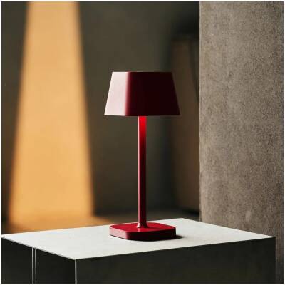 Ava rood - oplaadbare tafellamp - dimbaar - tot 120 uur