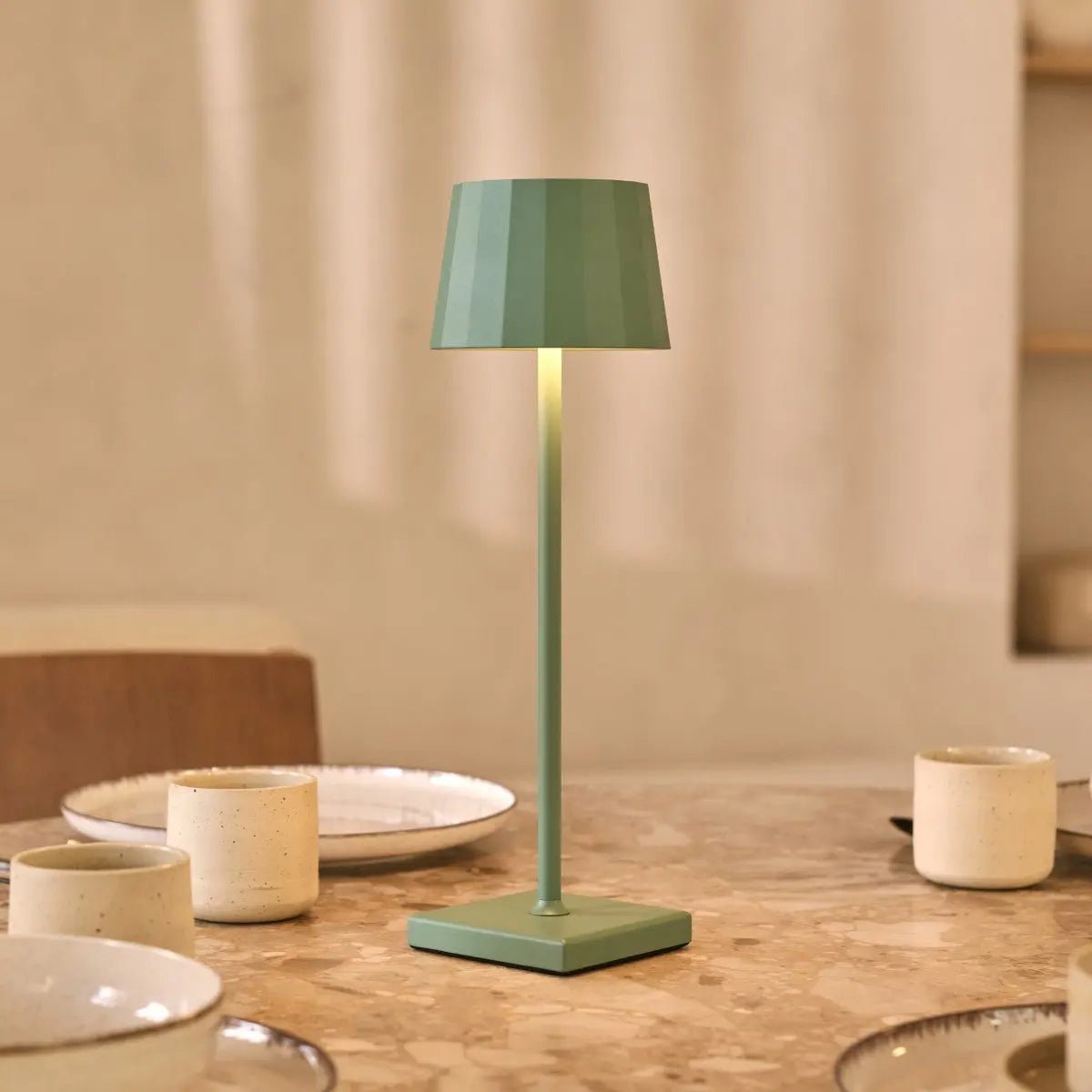 Wouter groen oplaadbare tafellamp - tot 120 uur 9 Wouter groen oplaadbare tafellamp - tot 120 uur