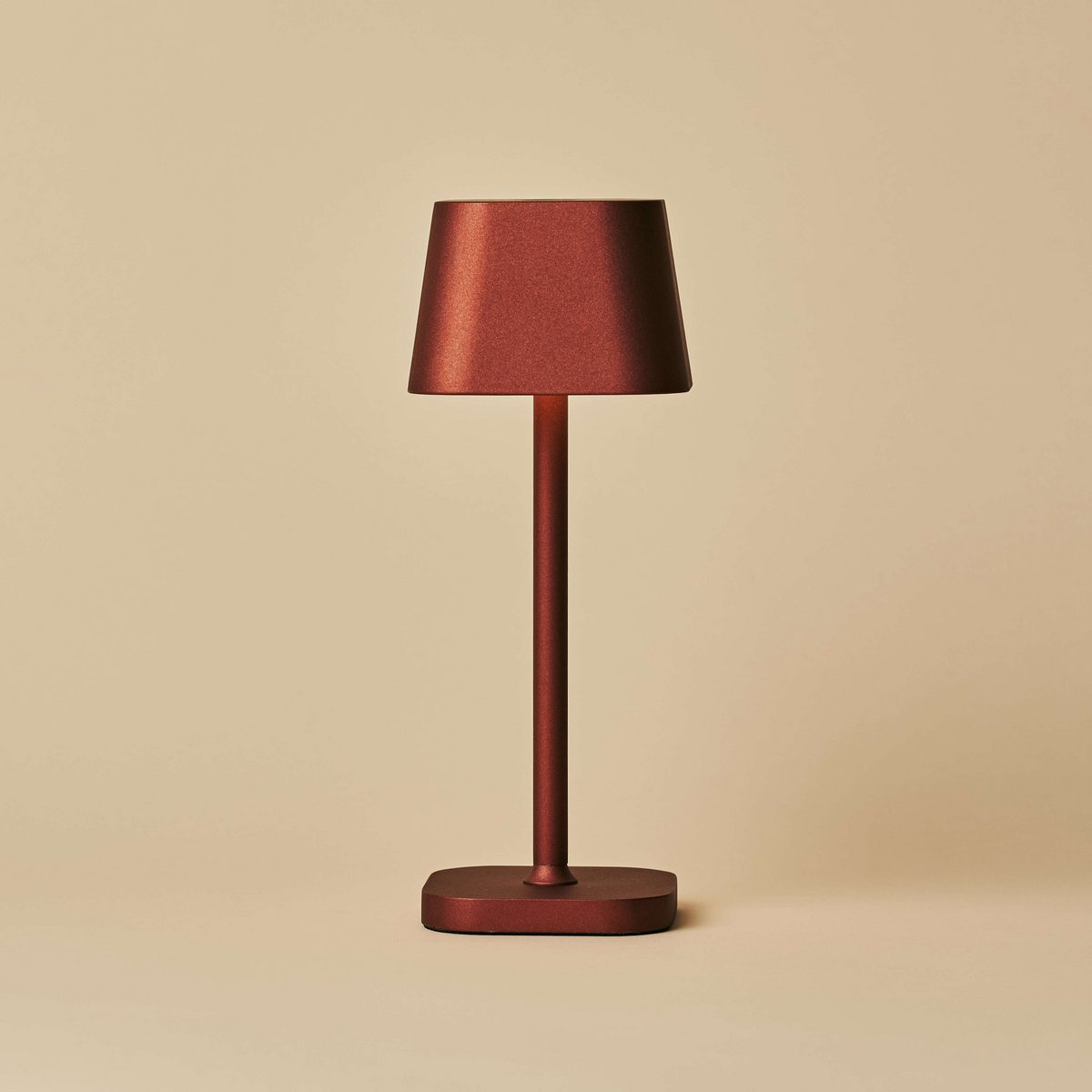 Ava brons - oplaadbare tafellamp - dimbaar - tot 120 uur 1 Ava brons - oplaadbare tafellamp - dimbaar - tot 120 uur