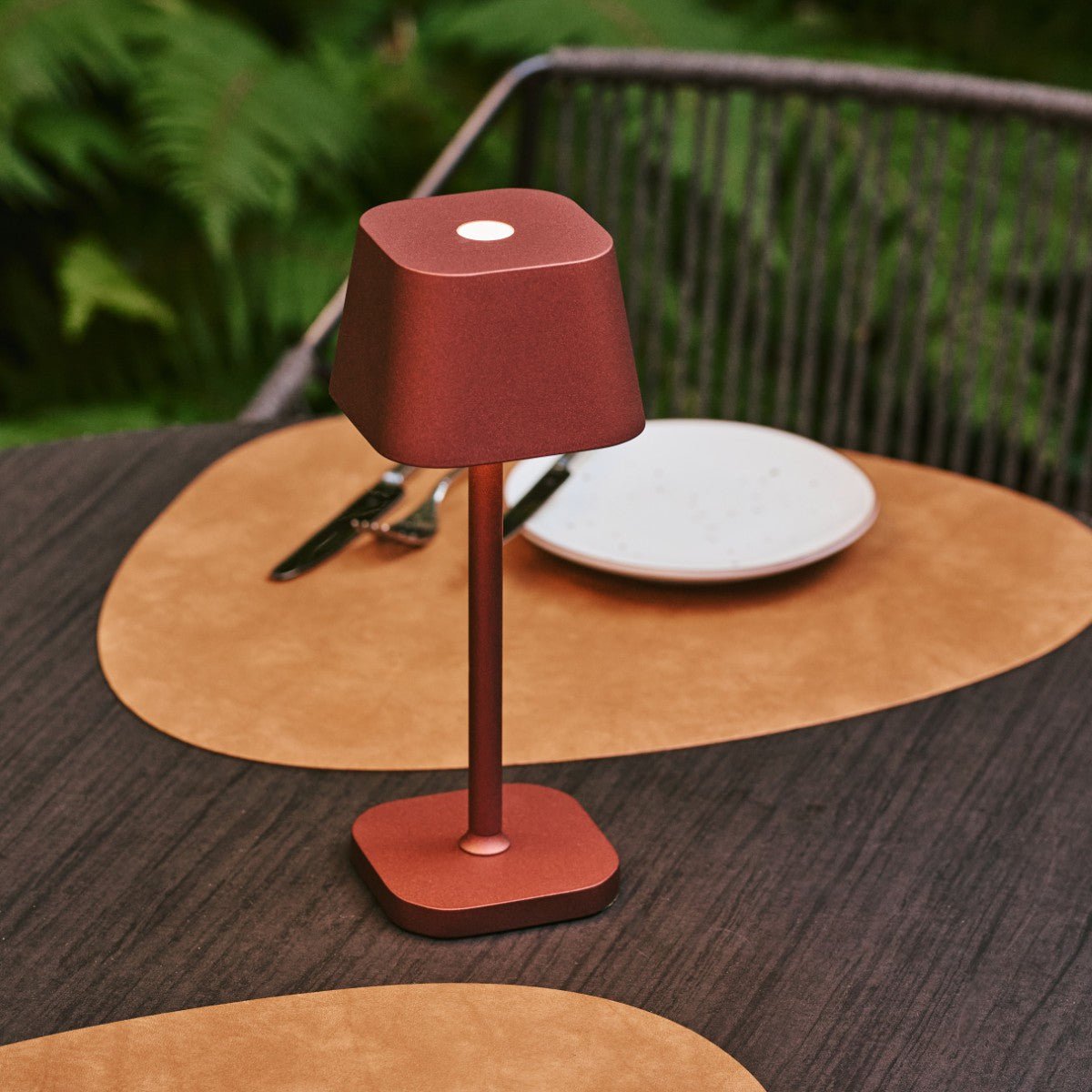 Ava brons - oplaadbare tafellamp - dimbaar - tot 120 uur 18 Ava brons - oplaadbare tafellamp - dimbaar - tot 120 uur