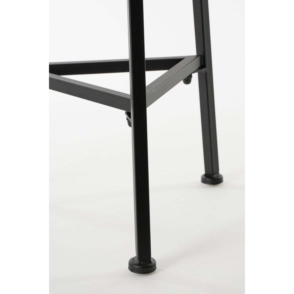 Adine Plantentafel - Metaal - Zwart 3 Adine Plantentafel - Metaal - Zwart