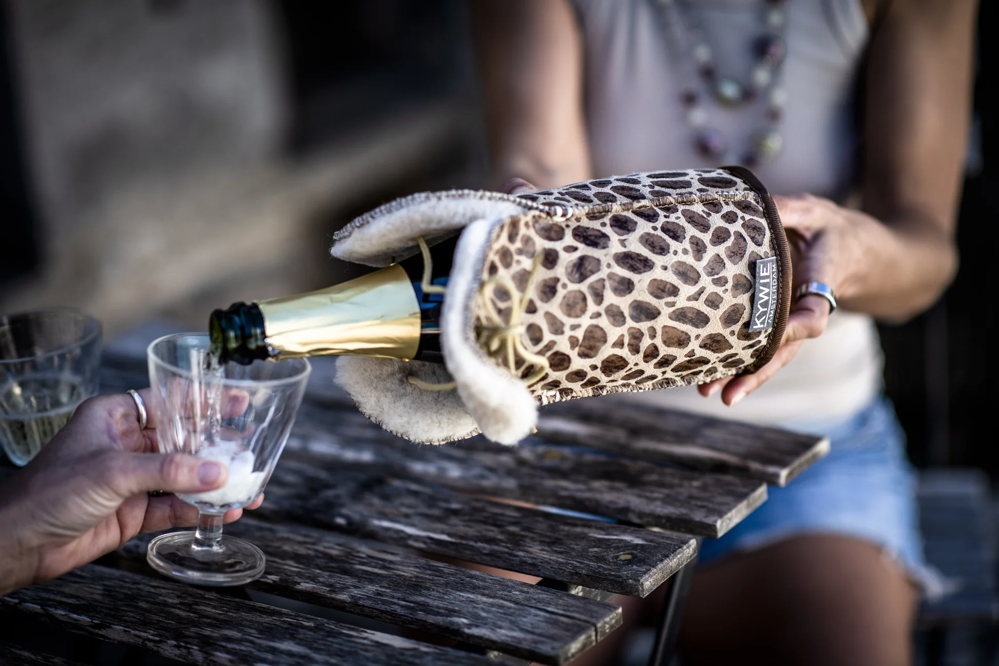 Kywie Champagnekoeler - Giraffe print Leder 2 Kywie Champagnekoeler - Giraffe print Leder