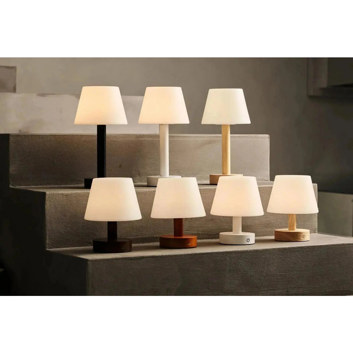 Zoe Lichtbruine Houten Oplaadbare Tafellamp - tot 80 uur 16 Zoe Lichtbruine Houten Oplaadbare Tafellamp - tot 80 uur