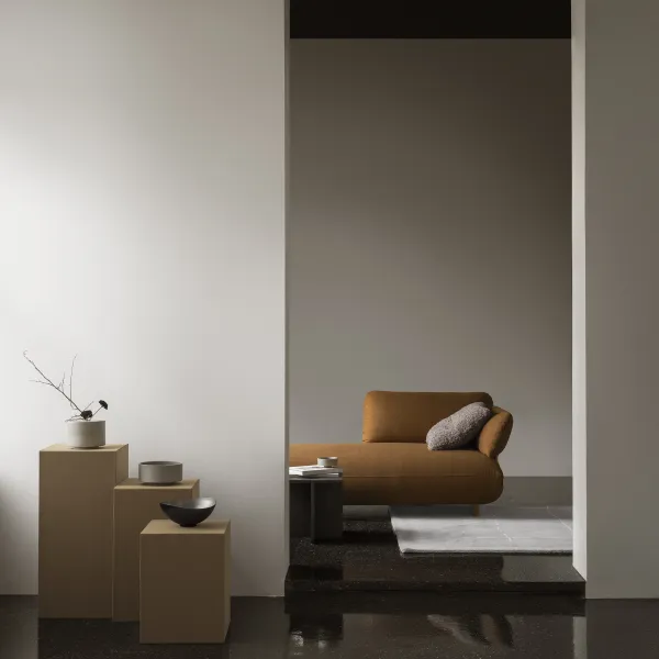 Blomus - Sokkel Sahlia - Nomad kunstleder - 60cm Hoog