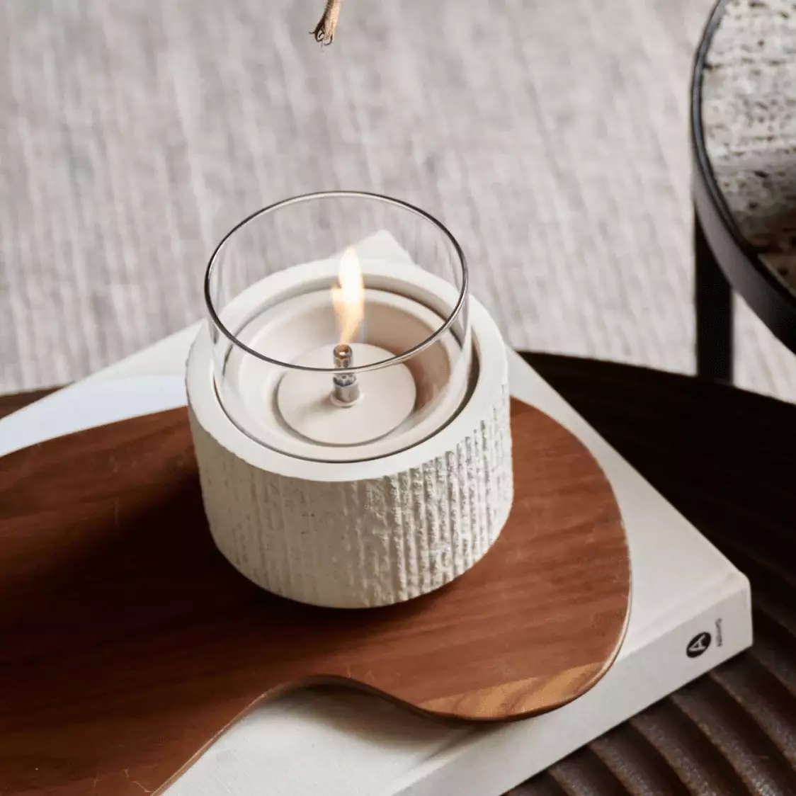 Glow Lotus 12 - beton - tafelhaard - Tenderflame 5 Glow Lotus 12 - beton - tafelhaard - Tenderflame