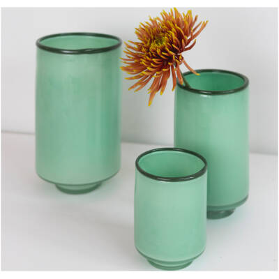 ONA Vaas 10,5xH14cm pistachio green Milo - detailfoto 3 | ONA