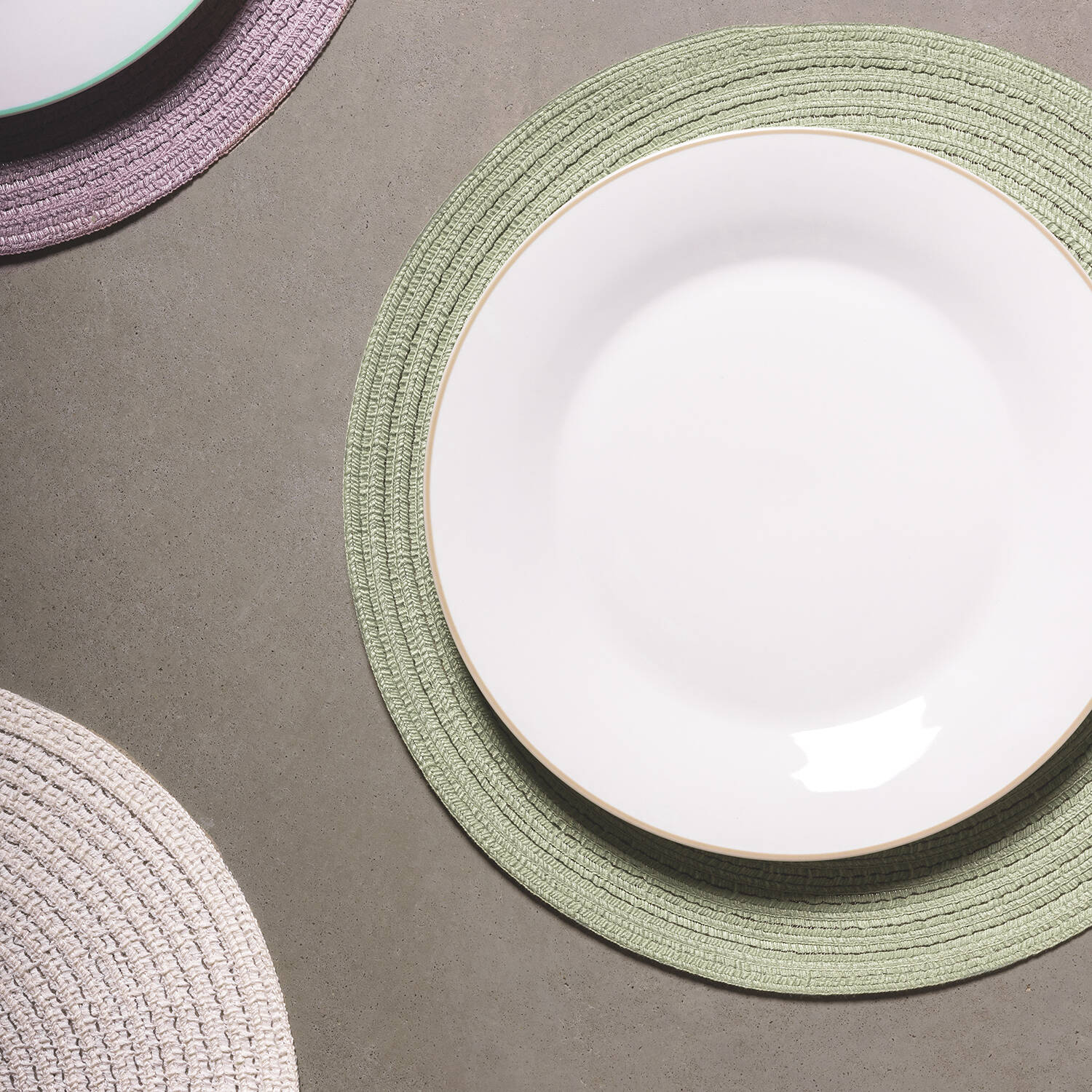 ONA Placemat 36cm rond groen Nala 4 ONA Placemat 36cm rond groen Nala - detailfoto 3 | ONA
