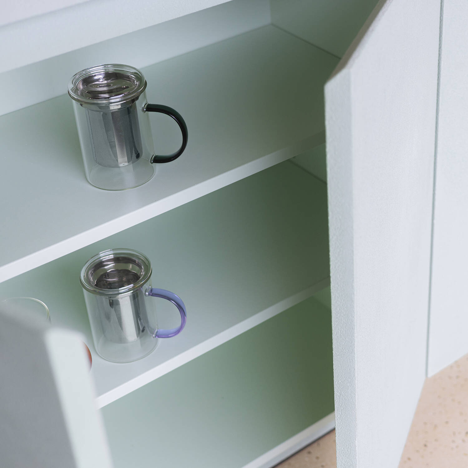 ONA Theebeker 43cl met filter en deksel groen Liv 4 ONA Theebeker 43cl met filter en deksel groen Liv - detailfoto 3 | ONA