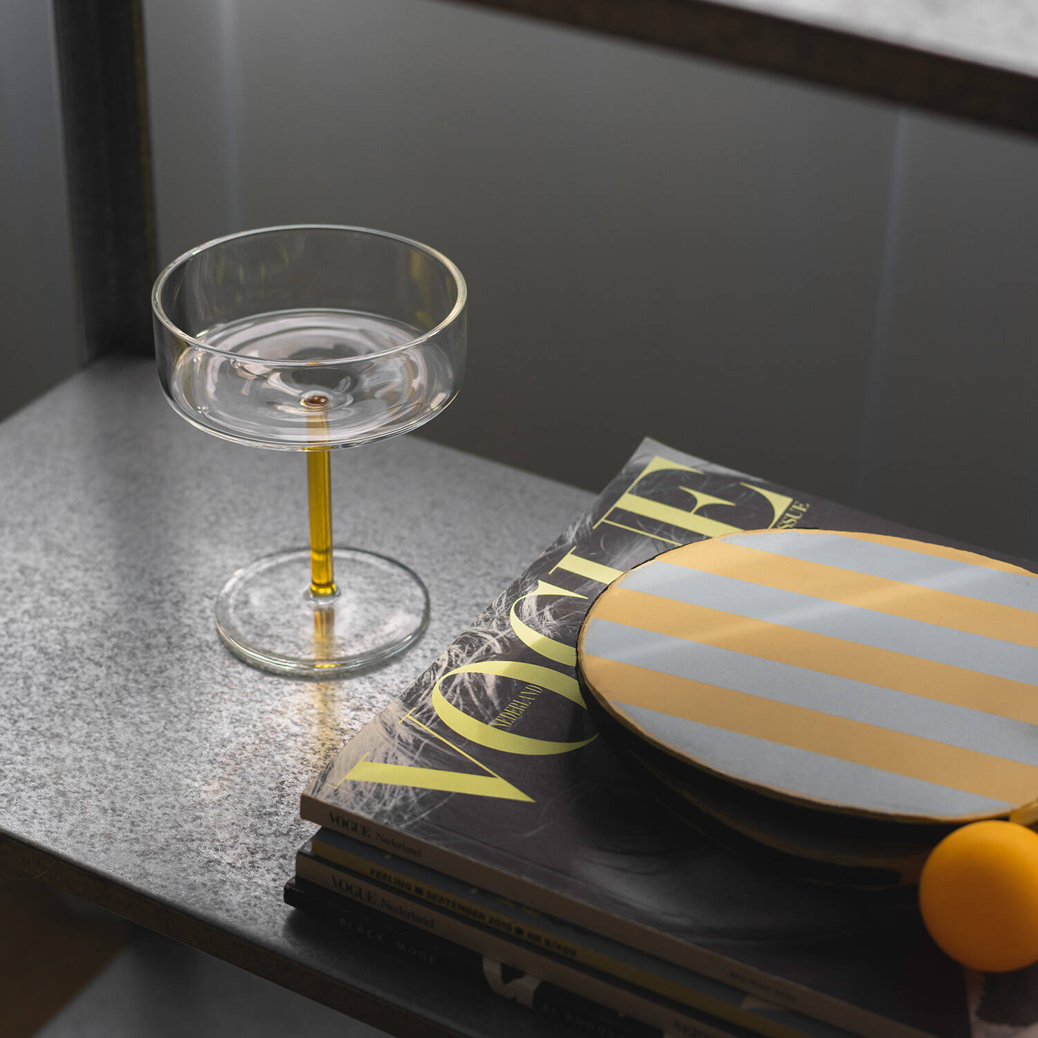 ONA Champagneglas 20cl coupe geel Fizz - Set van 2 4 ONA Champagneglas 20cl coupe geel Fizz - Set van 2 - detailfoto 3 | ONA