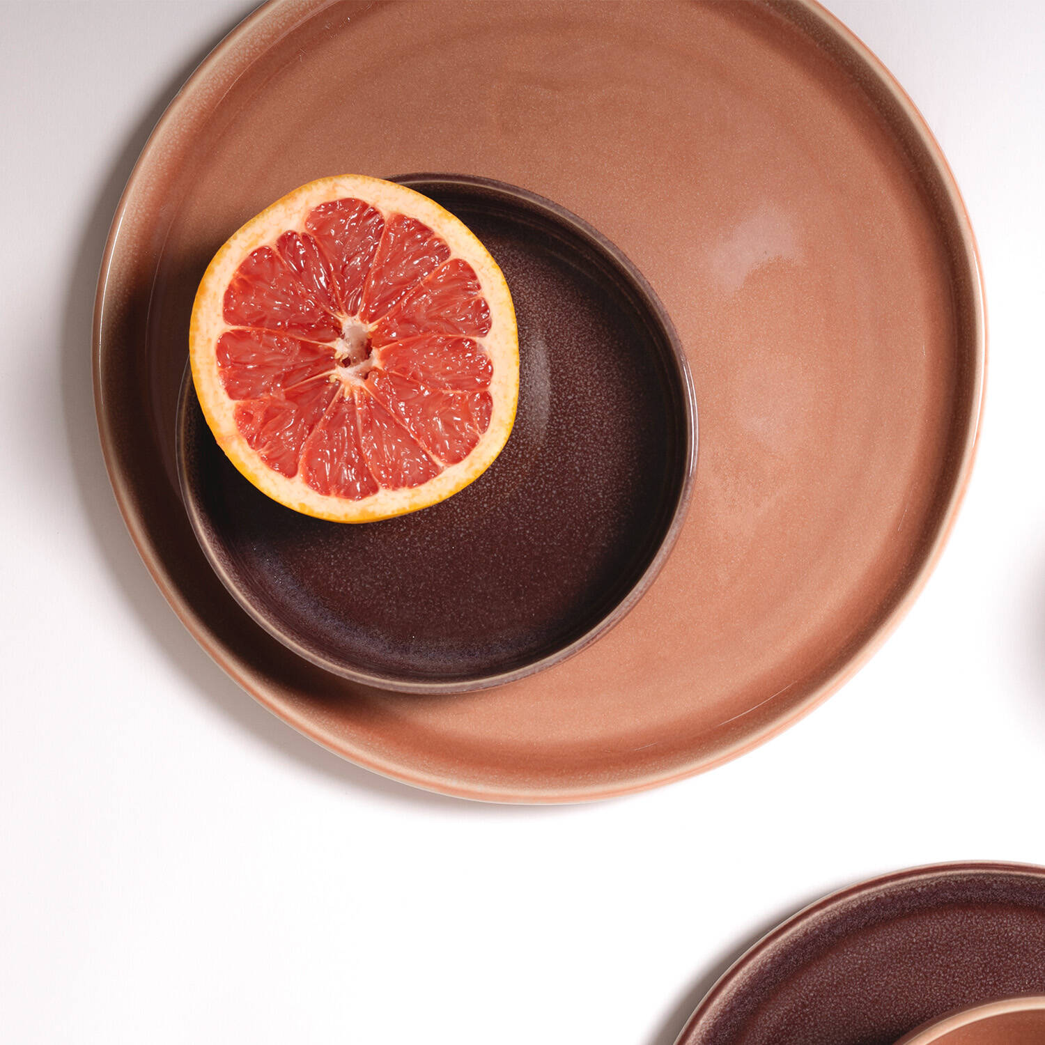 ONA Plat bord 27cm raspberry Duna 4 ONA Plat bord 27cm raspberry Duna - detailfoto 3 | ONA
