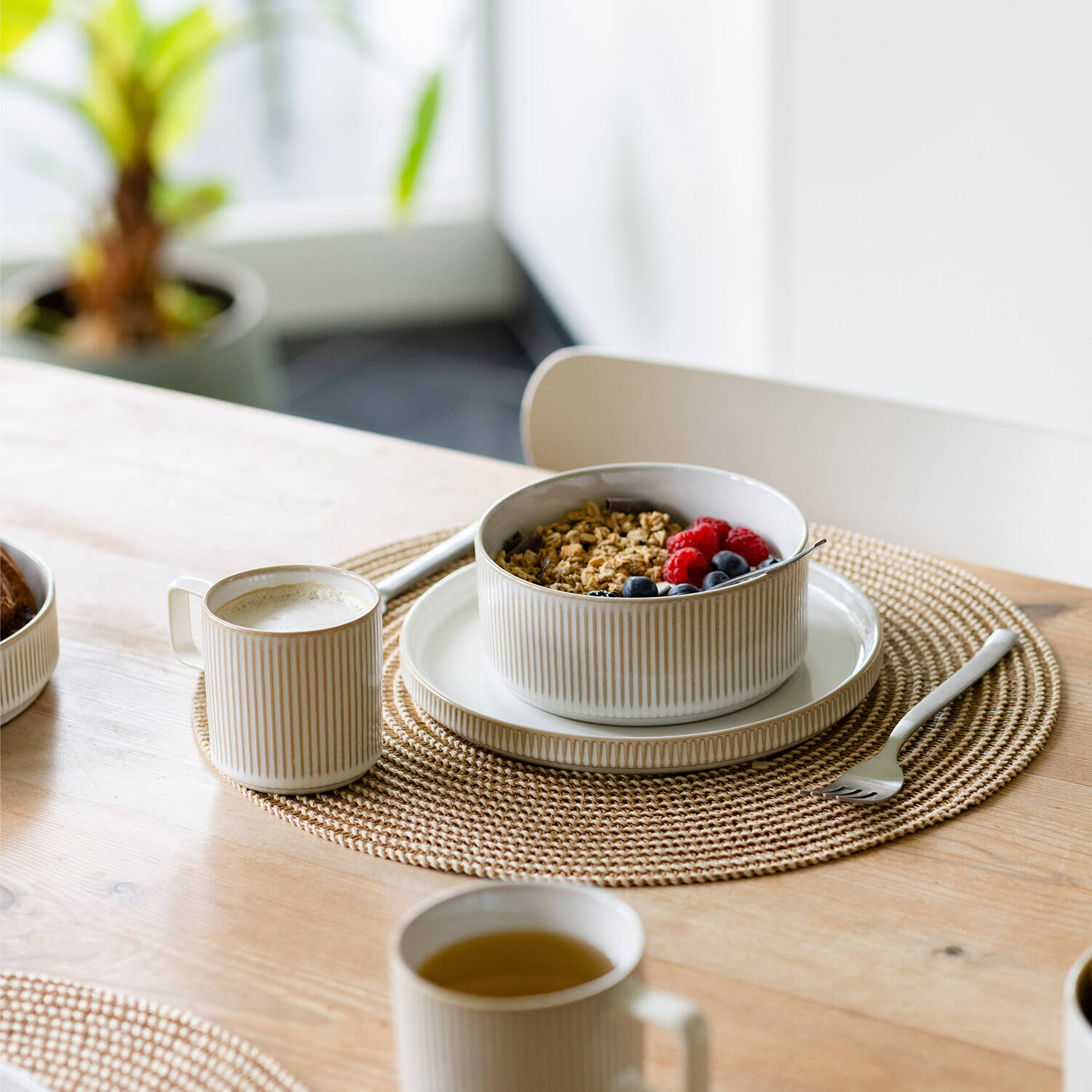 Salt & Pepper Placemat 36cm geweven beige Tabletop 2 Salt & Pepper Placemat 36cm geweven beige Tabletop - detailfoto 1 | Salt & Pepper