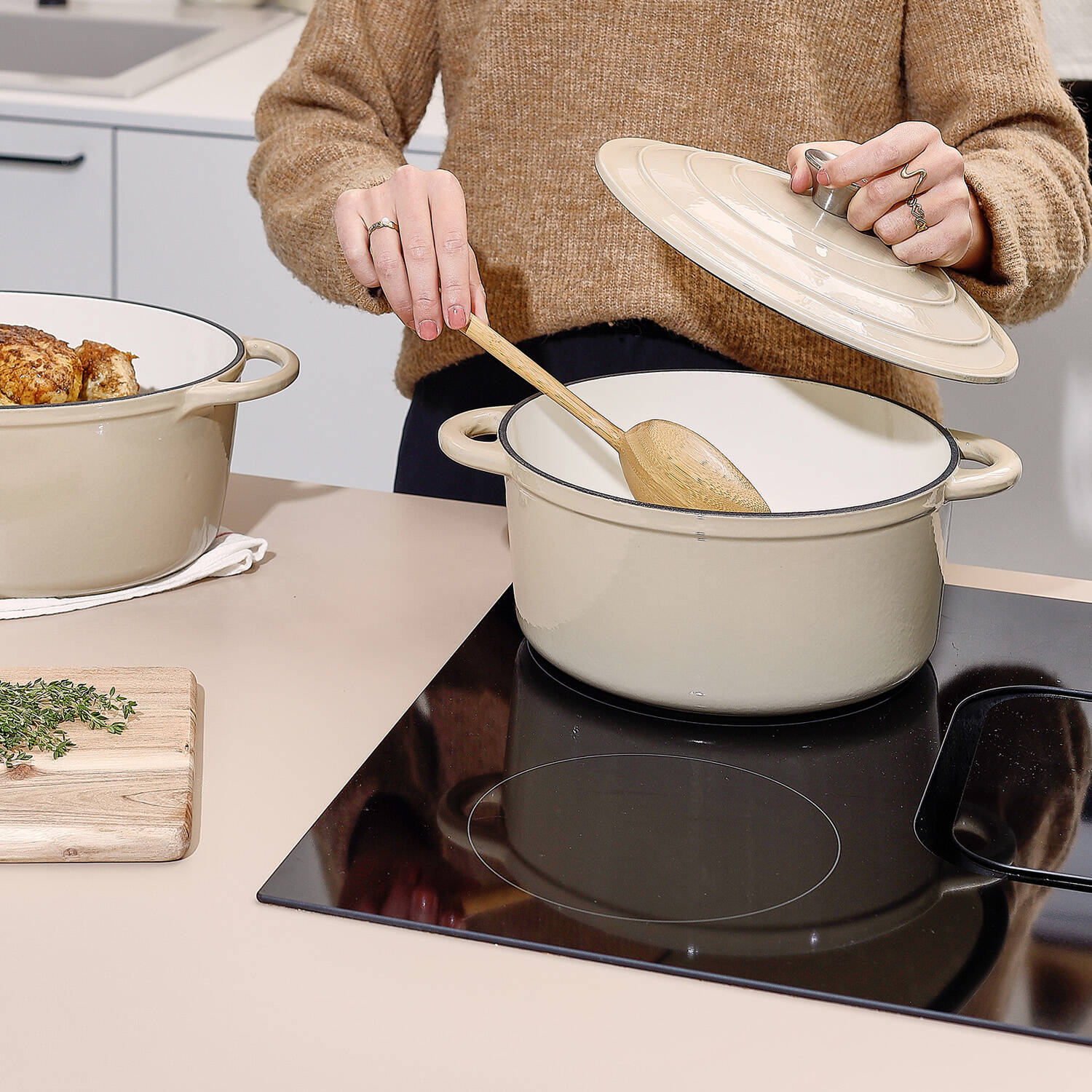 Salt & Pepper - Kookpot 26cm - gietijzer beige Ferno 4 Salt & Pepper - Kookpot 26cm - gietijzer beige Ferno