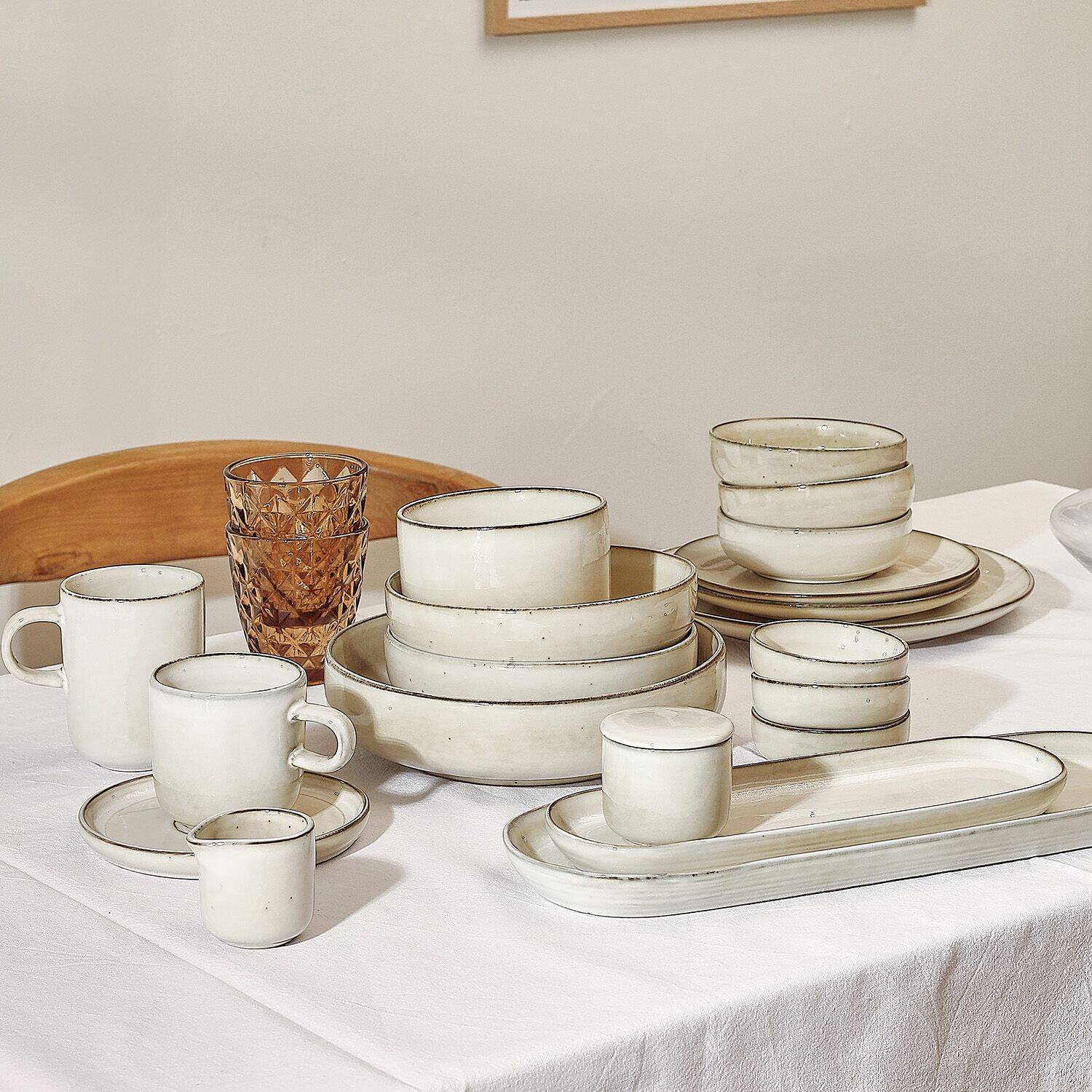 Salt & Pepper - Servies 16-delig - ivoor Meridian 3 Salt & Pepper - Servies 16-delig - ivoor Meridian