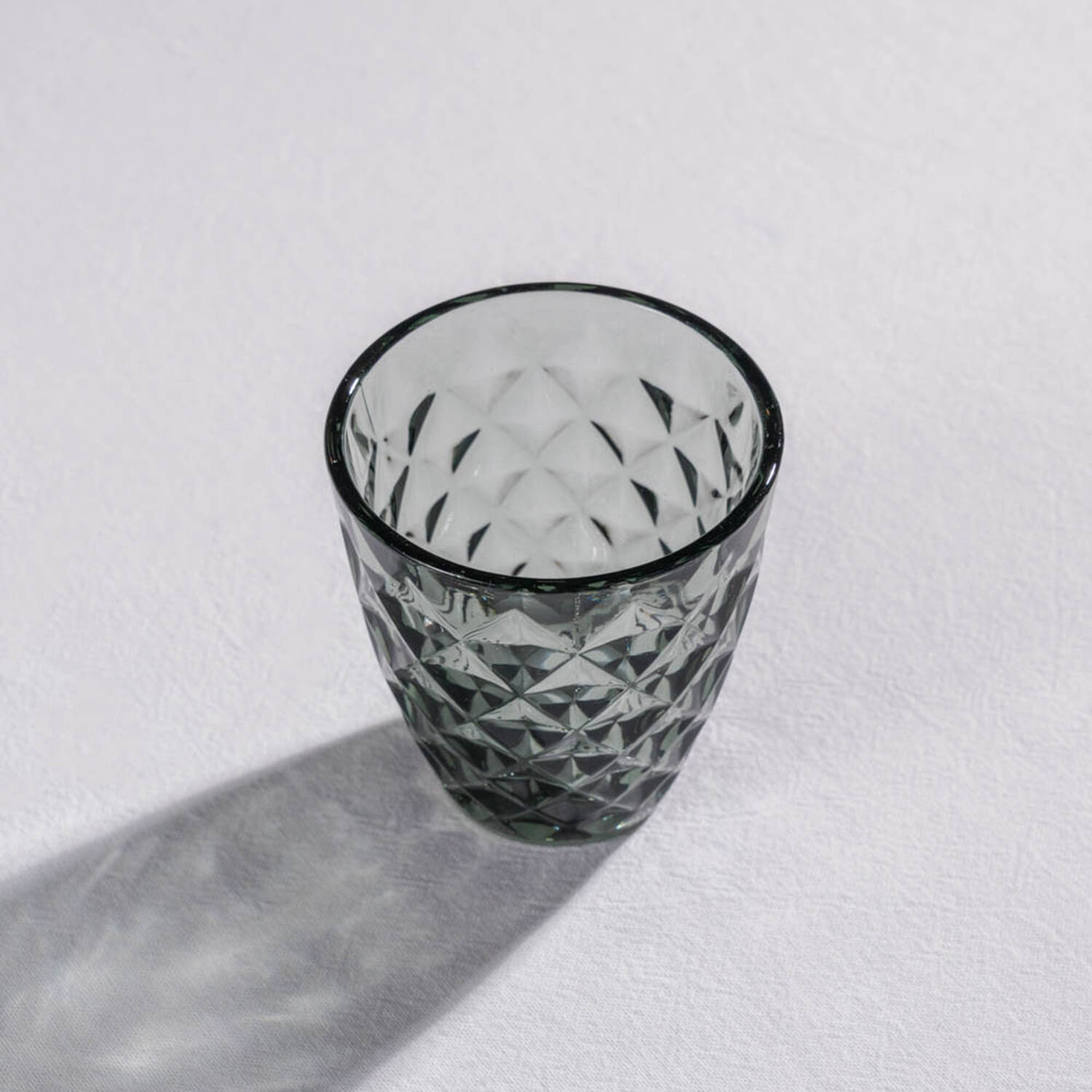 Salt & Pepper Glas 27cl grijs Prisma - set/4 2 Salt & Pepper Glas 27cl grijs Prisma - set/4 - detailfoto 1 | Salt & Pepper