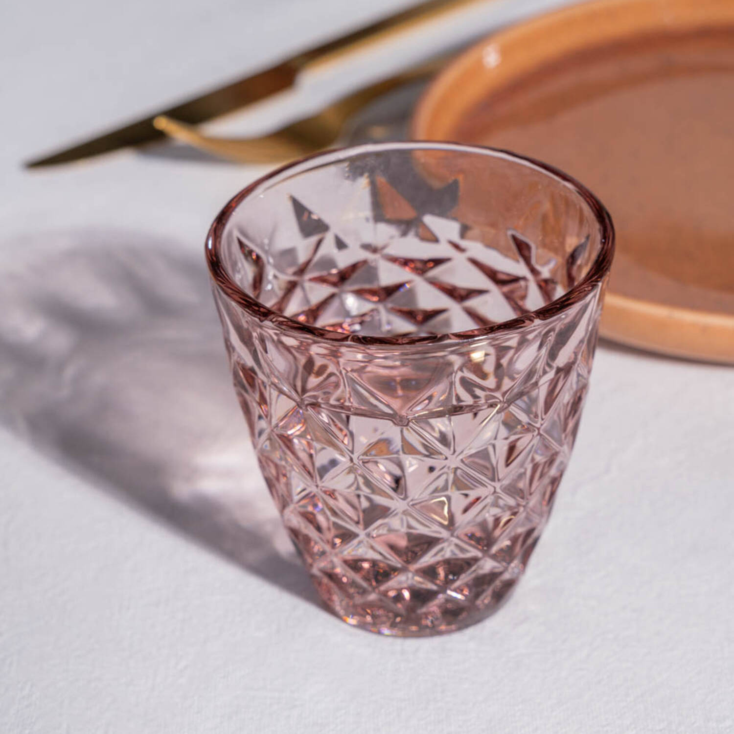 Salt & Pepper Glas 27cl roze Prisma - set/4 2 Salt & Pepper Glas 27cl roze Prisma - set/4 - detailfoto 1 | Salt & Pepper
